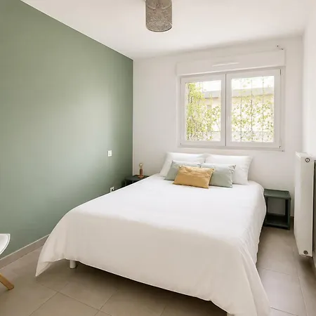 Apartman Beautiful Flat With Terrace & Parking Marseille Nizza