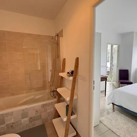 Apartman Beautiful Flat With Terrace & Parking Marseille *