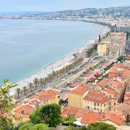 Beautiful Flat With Terrace & Parking Marseille Apartman *